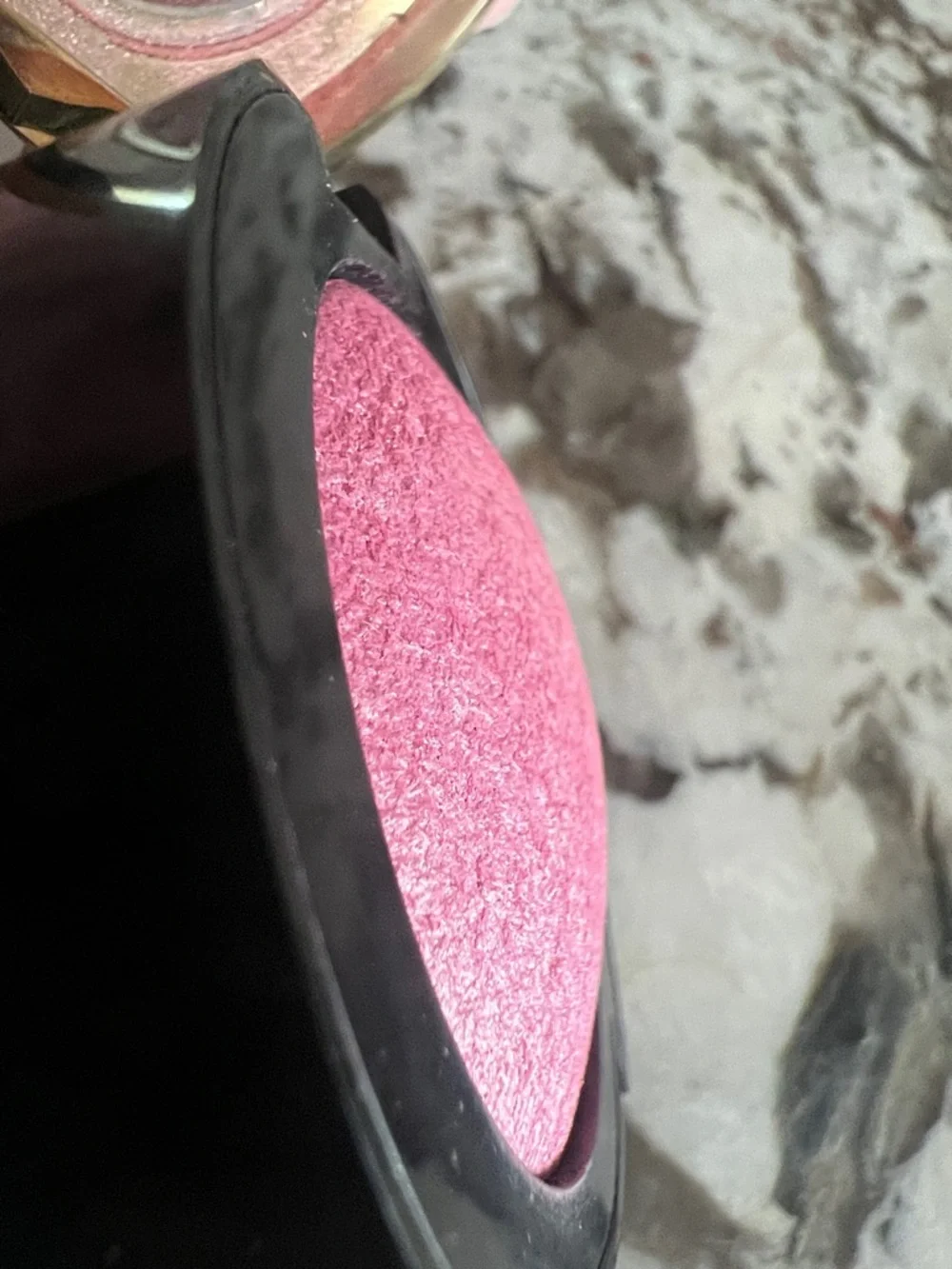 Milani blush in 01 Dolce Pink